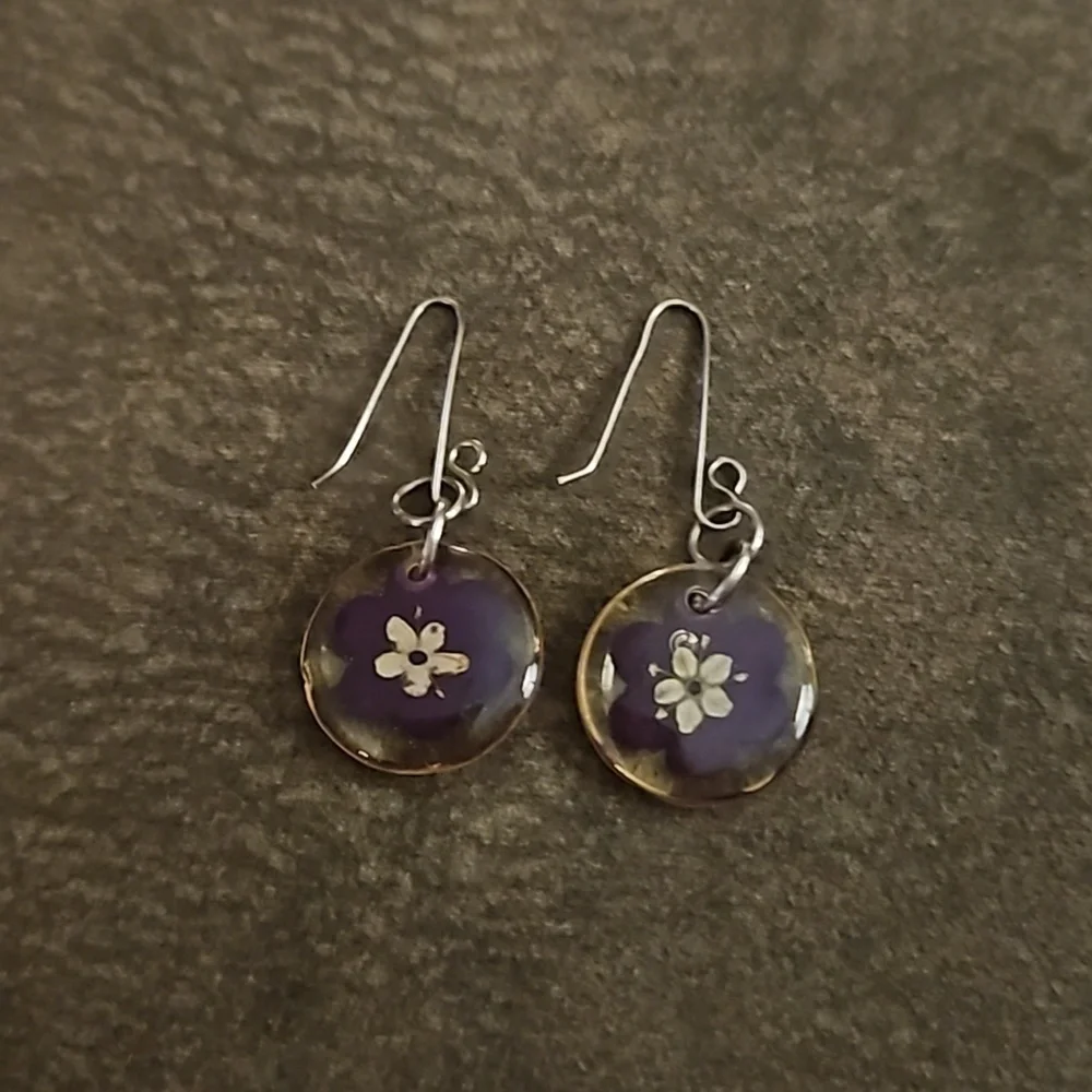 3/$20 Purple Dried Flower Resin Dangle Hook Earrings - Picture 2 of 3